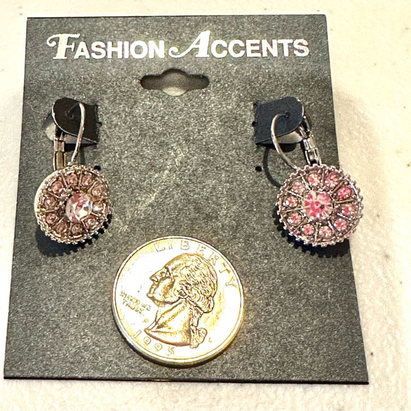 NWT Fashion Accents Earrings silver tone / clear crystal rhinestones - Picture 12 of 12